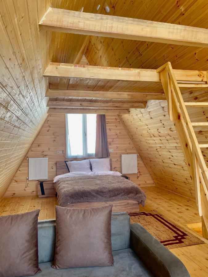 Twin Cottages Kazbegi Exterior foto